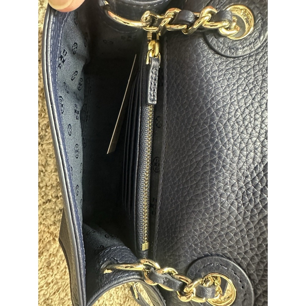 New Tory Burch CHELSEA PEBBLED CROSSBODY BAG color Navy Blue - Picture 6 of 10